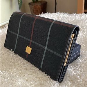 Authentic Burberrys Vintage long wallet